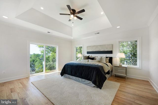 132 N EARLEY, Alexandria, VA 22304
