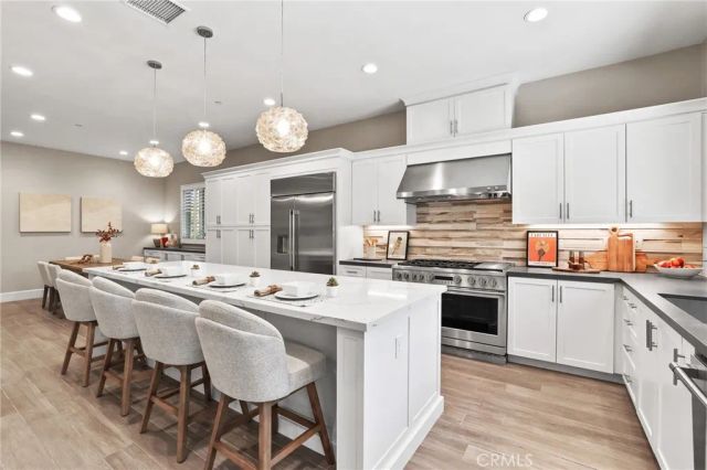 63 Pedigree, Irvine, CA 92602