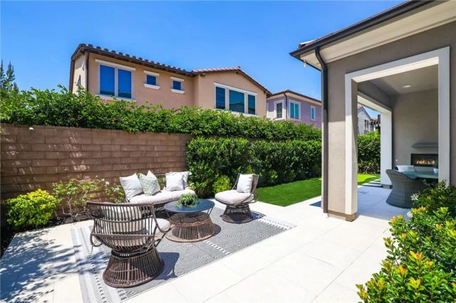 63 Pedigree, Irvine, CA 92602