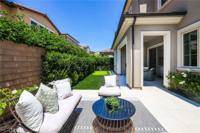 63 Pedigree, Irvine, CA 92602