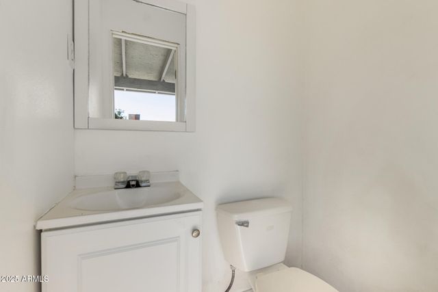 807 E DOLPHIN Avenue, Mesa, AZ 85204