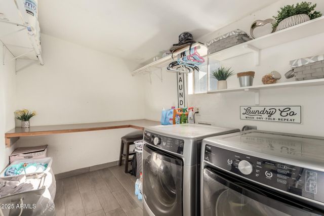 807 E DOLPHIN Avenue, Mesa, AZ 85204