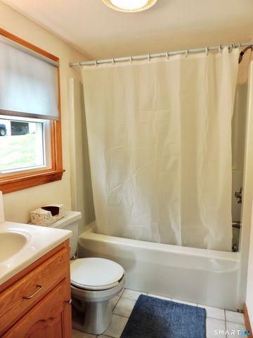 11 Bailey Road, East Haddam, CT 06423