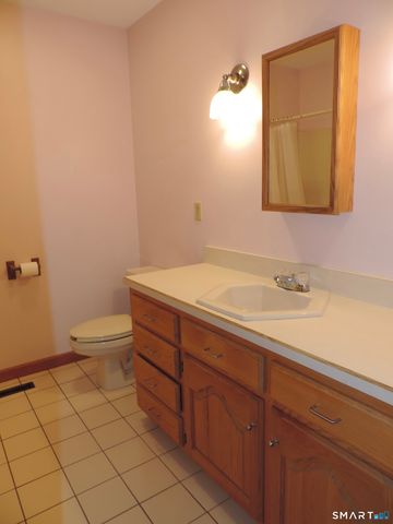 11 Bailey Road, East Haddam, CT 06423
