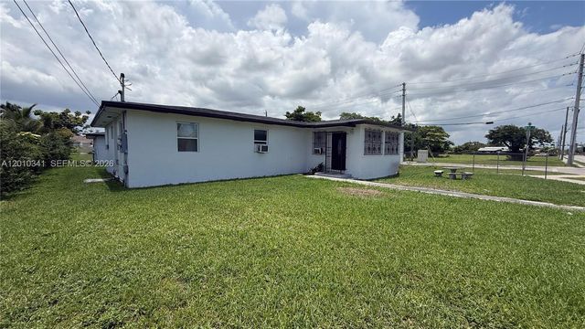 1334 NW 6th Avenue, Florida City, FL 33034
