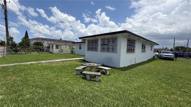 1334 NW 6th Avenue, Florida City, FL 33034