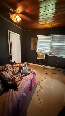 1334 NW 6th Avenue, Florida City, FL 33034