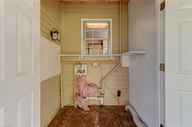 606 Lindsey Street, Reidsville, NC 27320