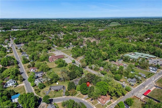 606 Lindsey Street, Reidsville, NC 27320