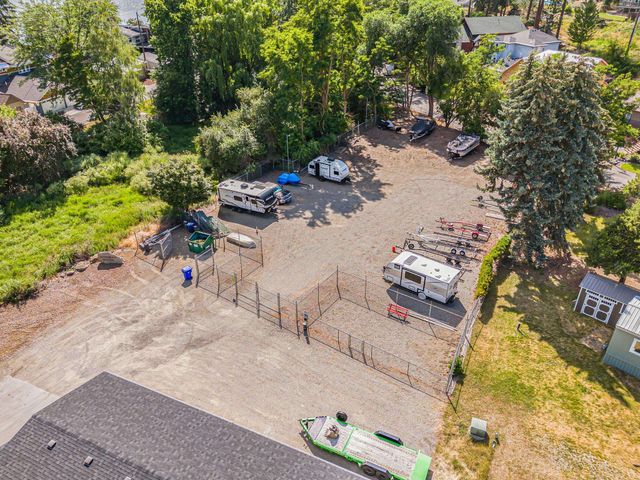 208 S Neyland Rd, Liberty Lake, WA 99019