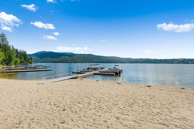 208 S Neyland Rd, Liberty Lake, WA 99019
