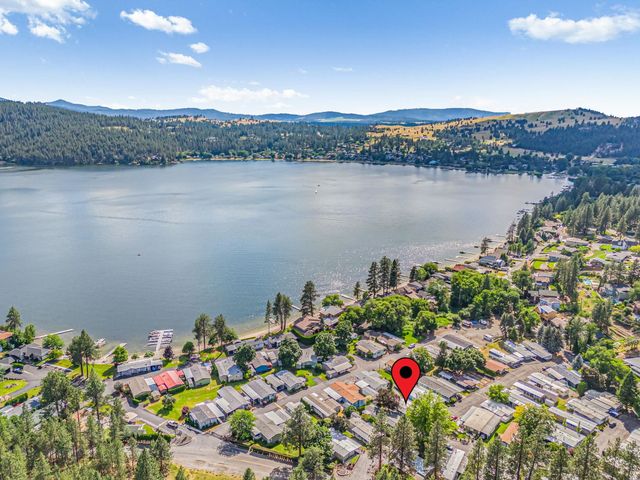 208 S Neyland Rd, Liberty Lake, WA 99019