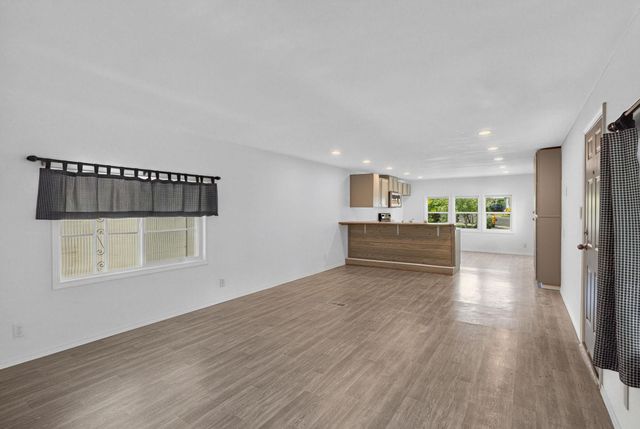 208 S Neyland Rd, Liberty Lake, WA 99019