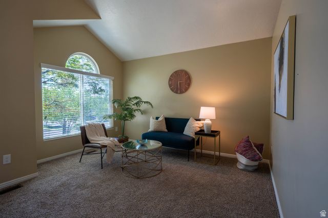 1062 E 5050 S, South Ogden, UT 84403