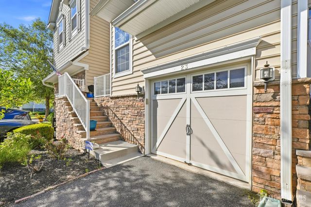 23 Morris Lane, Cranbury, NJ 08512