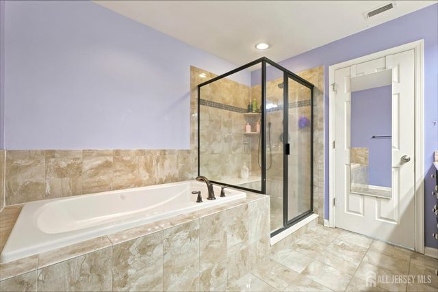 23 Morris Lane, Cranbury, NJ 08512