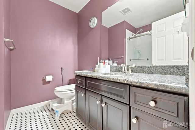 23 Morris Lane, Cranbury, NJ 08512