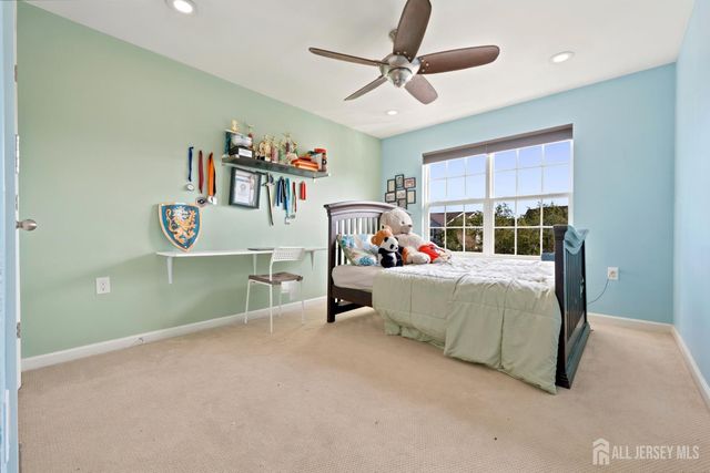 23 Morris Lane, Cranbury, NJ 08512
