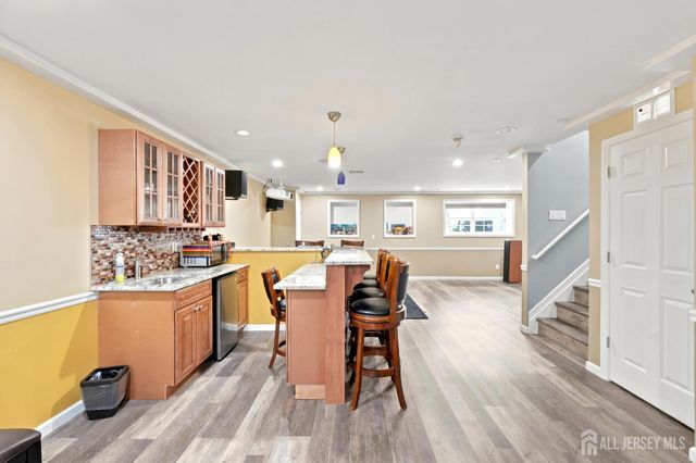 23 Morris Lane, Cranbury, NJ 08512