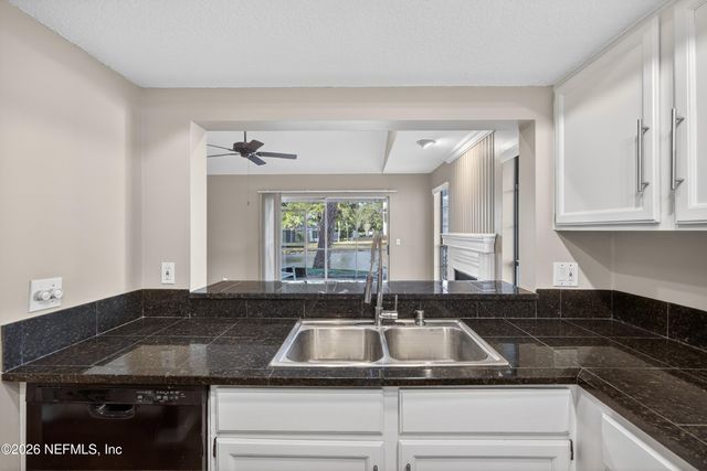 232 CRANES LAKE Drive, Ponte Vedra Beach, FL 32082