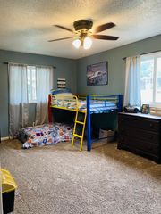 11091 Milnes Rd, Jonesville, MI 49250