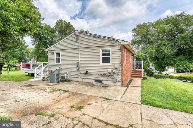 5808 MERIDALE RD #LOWER-LEVEL UNIT, Catonsville, MD 21228