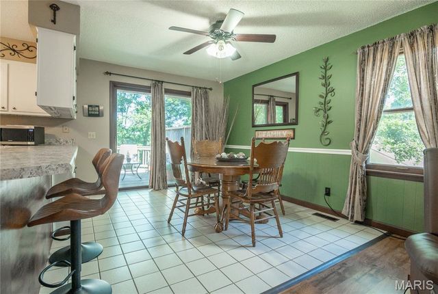 2855 Lakeside Drive, Poplar Bluff, MO 63901
