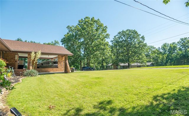2855 Lakeside Drive, Poplar Bluff, MO 63901