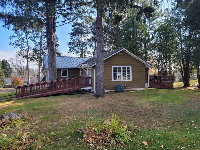 600 PINE STREET, Athens, WI 54411