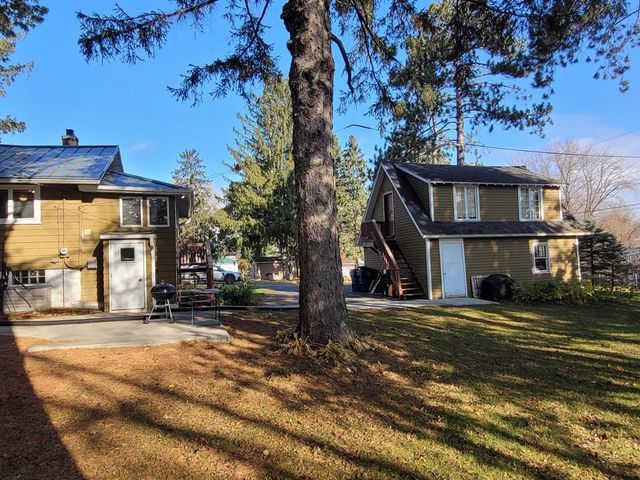 600 PINE STREET, Athens, WI 54411