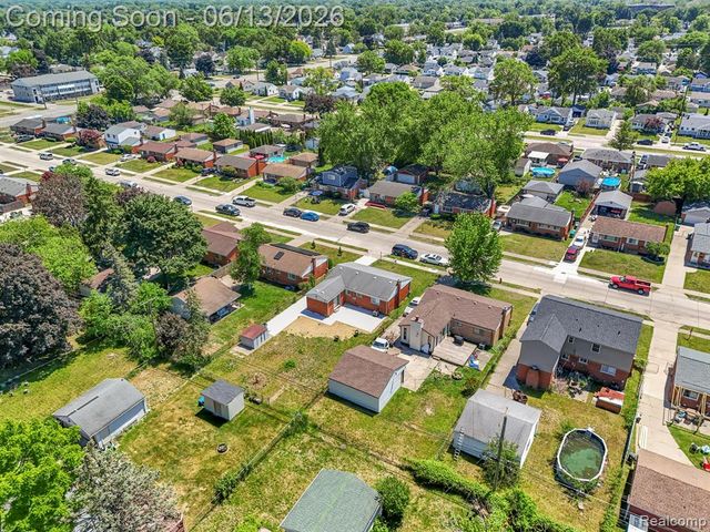 29578 Brown Court, Garden City, MI 48135