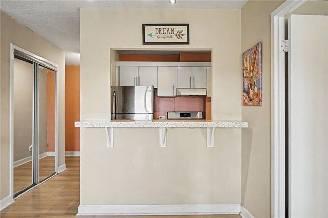 2285 Peachtree Road NE 909, Atlanta, GA 30309