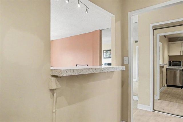 2285 Peachtree Road NE 909, Atlanta, GA 30309
