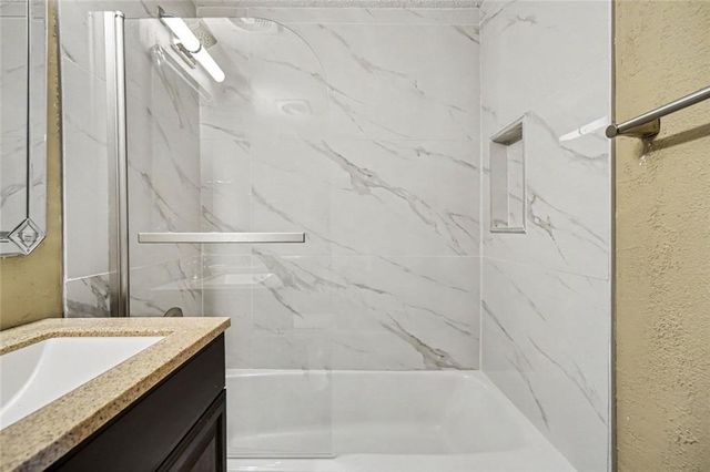 2285 Peachtree Road NE 909, Atlanta, GA 30309
