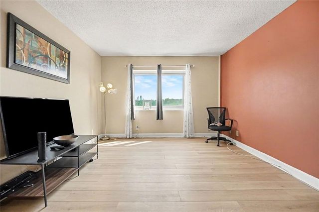 2285 Peachtree Road NE 909, Atlanta, GA 30309