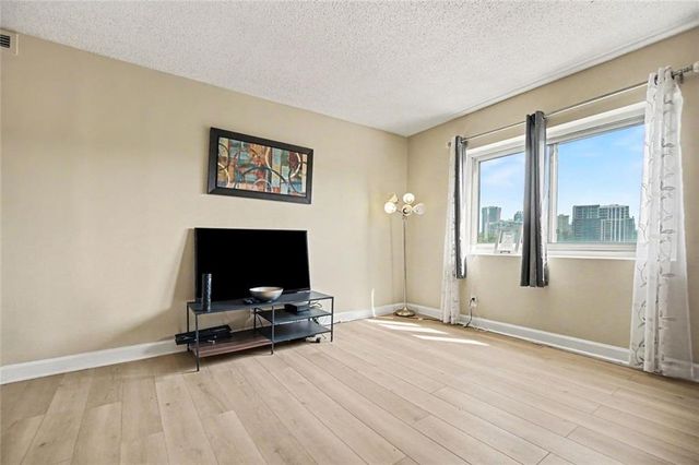 2285 Peachtree Road NE 909, Atlanta, GA 30309