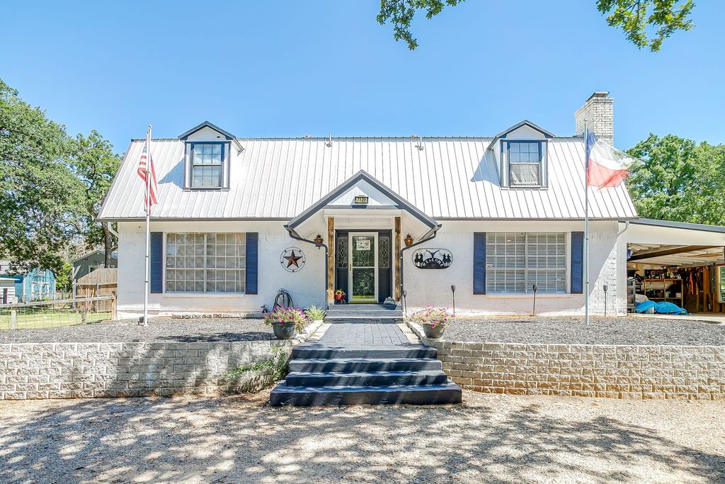7120 County Road 802, Burleson, TX 76028