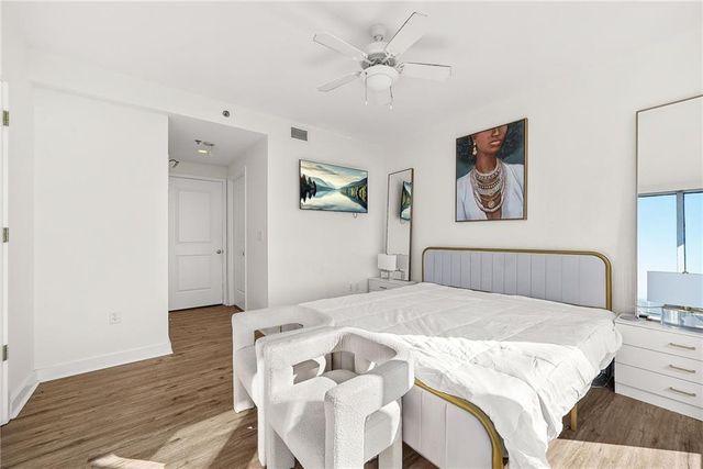 3338 Peachtree NE Road 3302, Atlanta, GA 30326