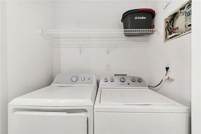 3338 Peachtree NE Road 3302, Atlanta, GA 30326