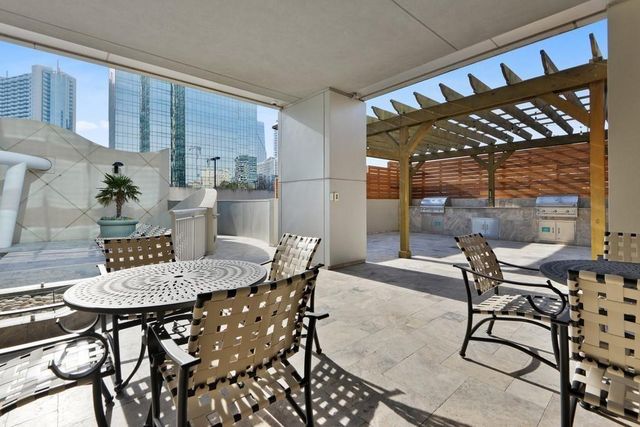 3338 Peachtree NE Road 3302, Atlanta, GA 30326