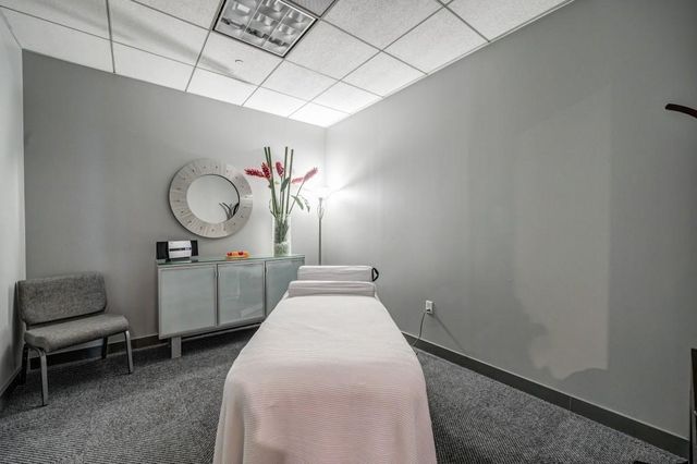 3338 Peachtree NE Road 3302, Atlanta, GA 30326