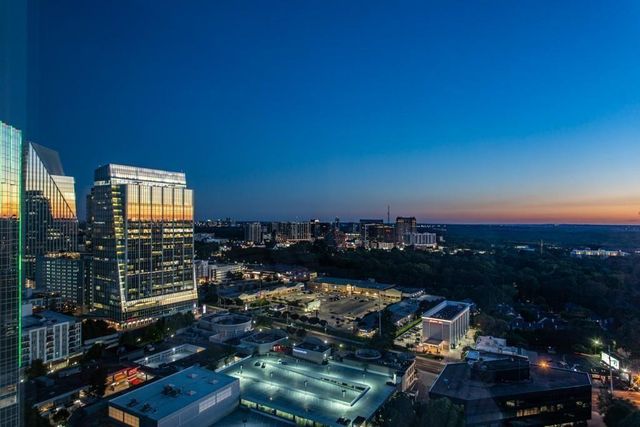 3338 Peachtree NE Road 3302, Atlanta, GA 30326