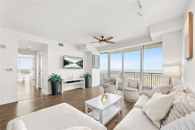 3338 Peachtree NE Road 3302, Atlanta, GA 30326