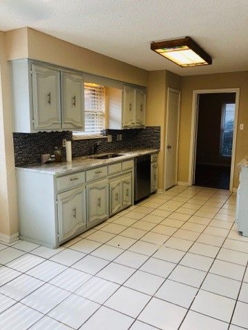 2224 Parkhaven Drive, Plano, TX 75075