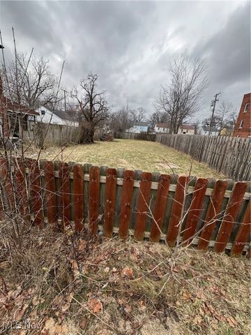 3340 E 149th Street, Cleveland, OH 44120