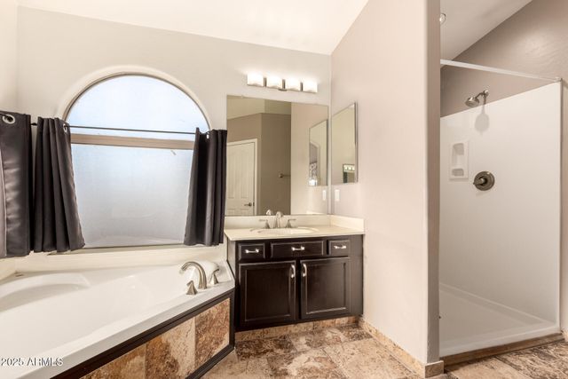 111 W WINDSOR Drive, Gilbert, AZ 85233