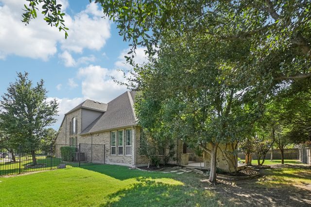 2219 Greenan Drive, Trophy Club, TX 76262