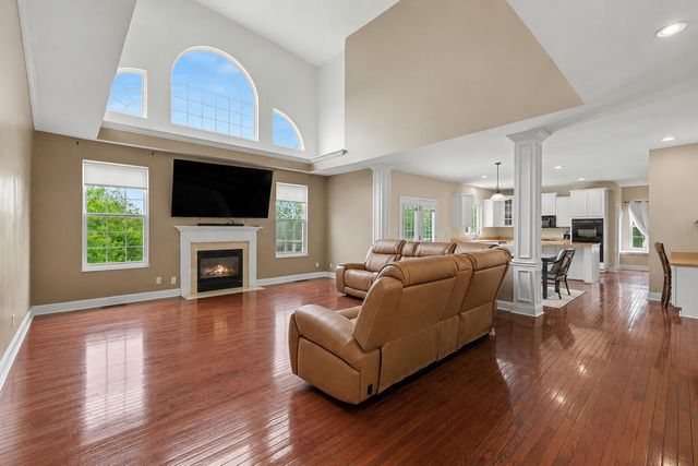 11510 Fringe Tree Drive, Walton, KY 41094