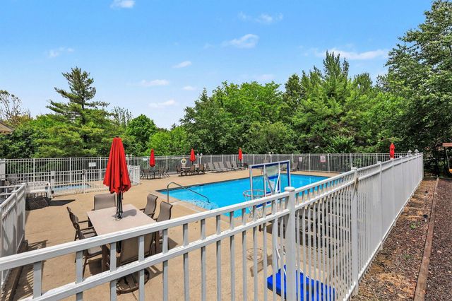 11510 Fringe Tree Drive, Walton, KY 41094