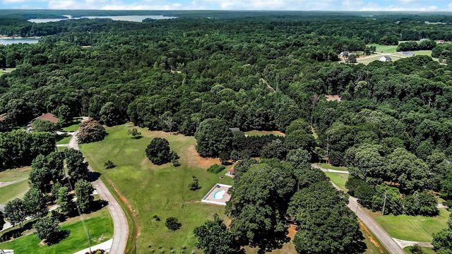 1100 Cherokee Road, Townville, SC 29689